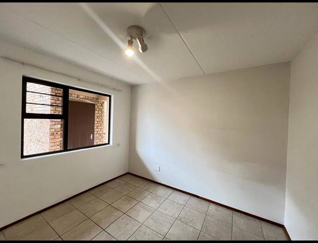 2 BEDROOM APARTMENT FOR SALE IN NORTH RIDING